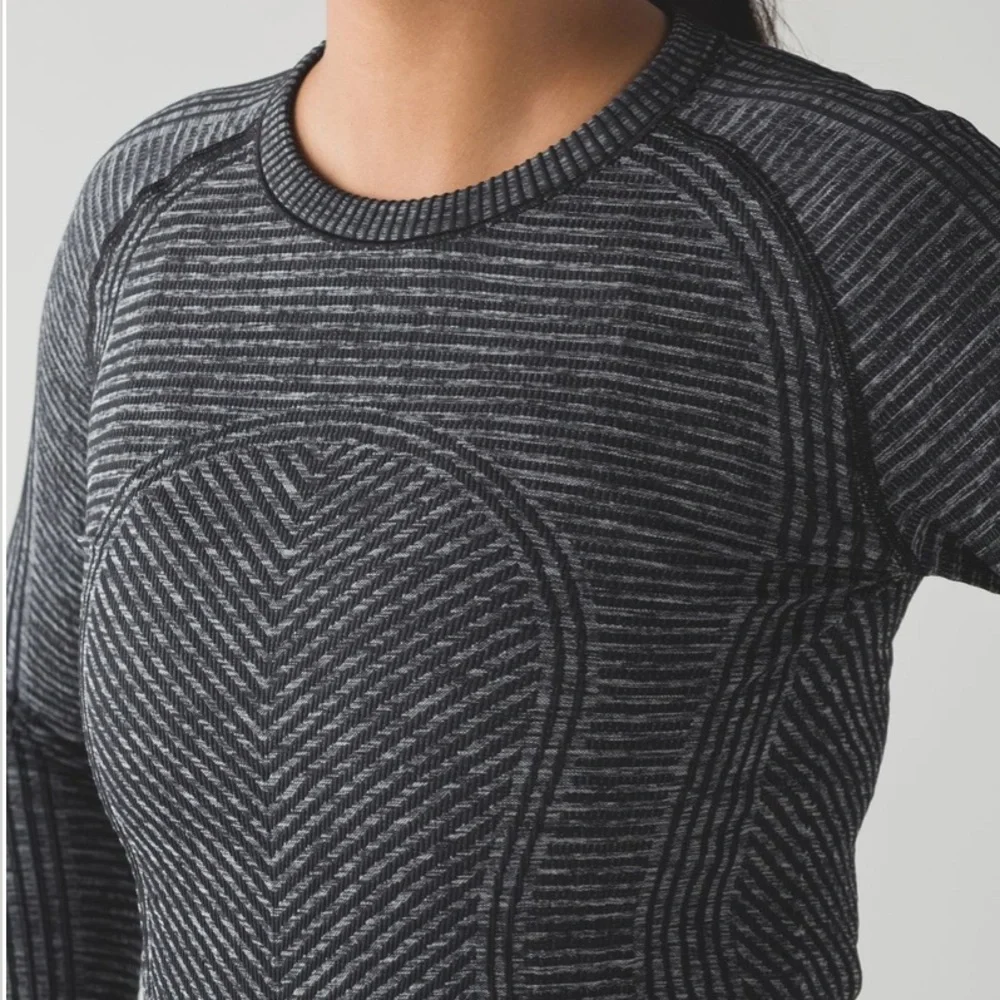 Lululemon Restless Pullover - Picture 3 of 7